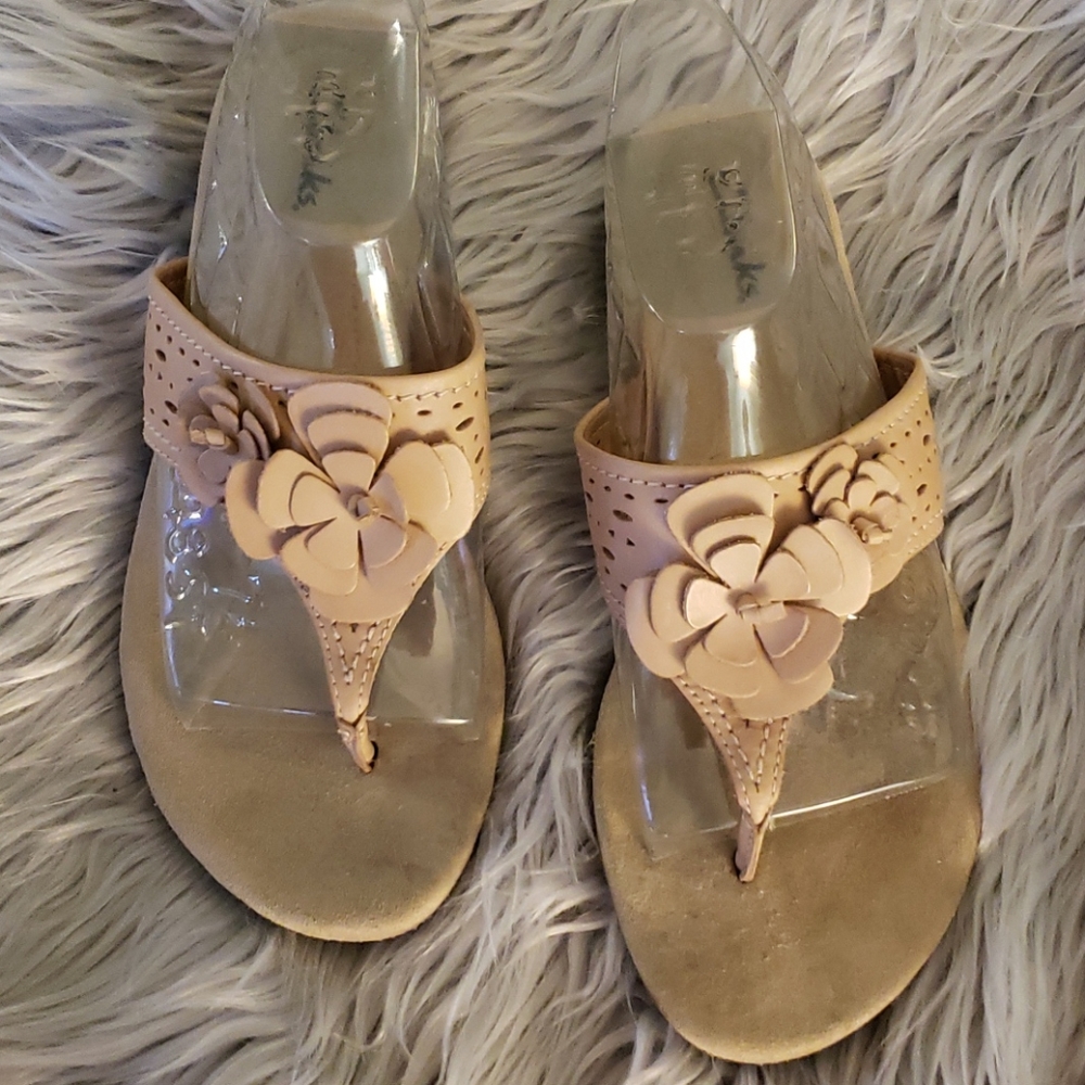 Clarks Qwin Athena Wedge Sandal
